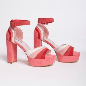 Pink stripe platform heels Unique Vintage